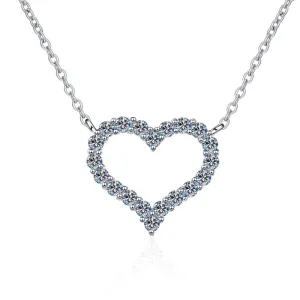 Round Cut Moissanite Diamond Heart-shaped Necklace