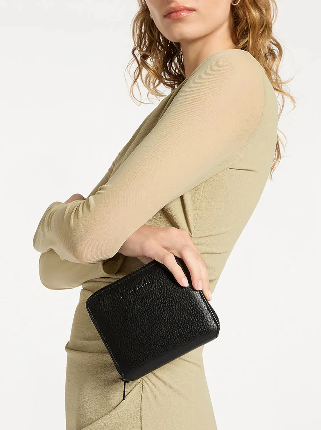 Status Anxiety - Change Always Comes Jewellery Case - Black