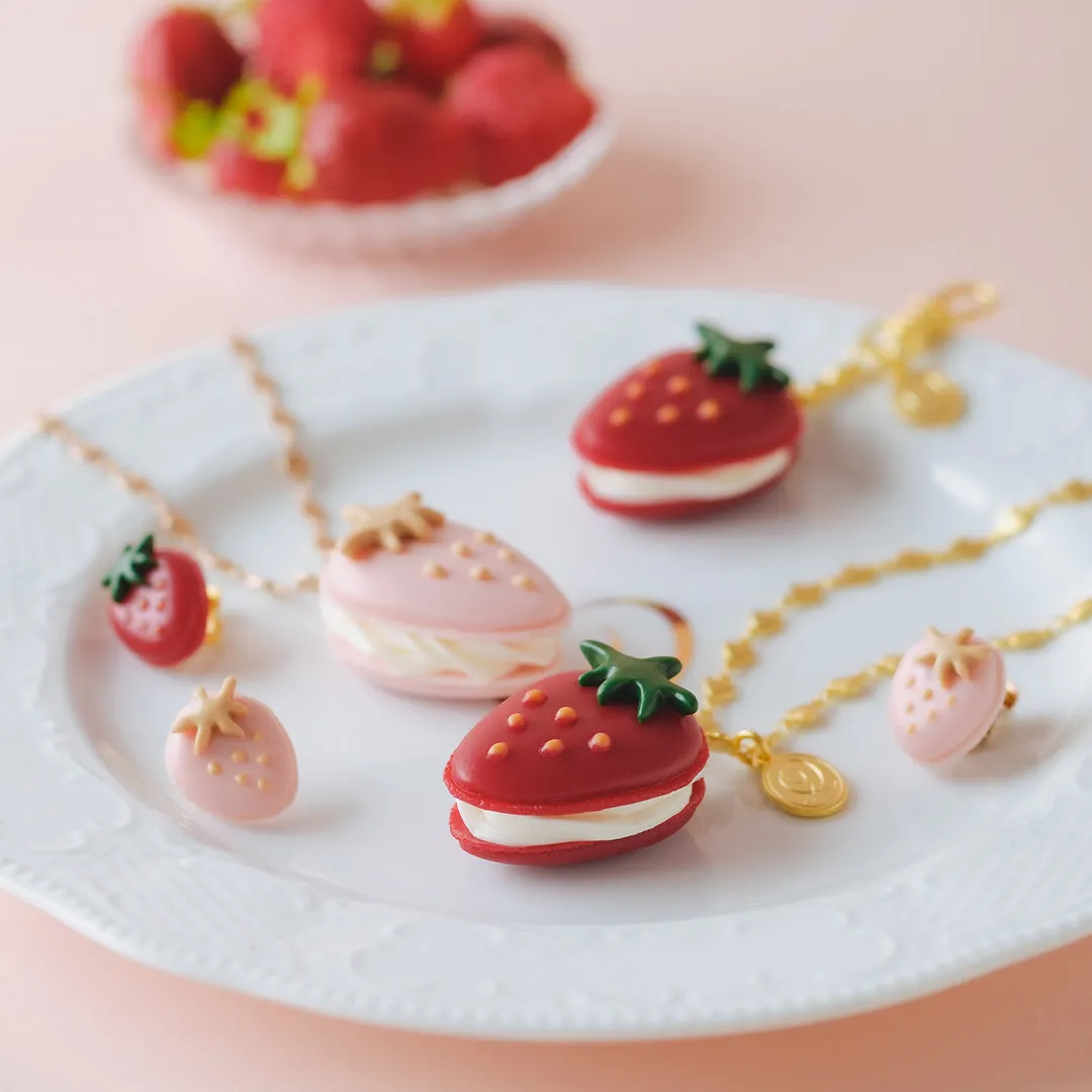 The Strawberry Macaron Necklace (Red)【Japan Jewelry】