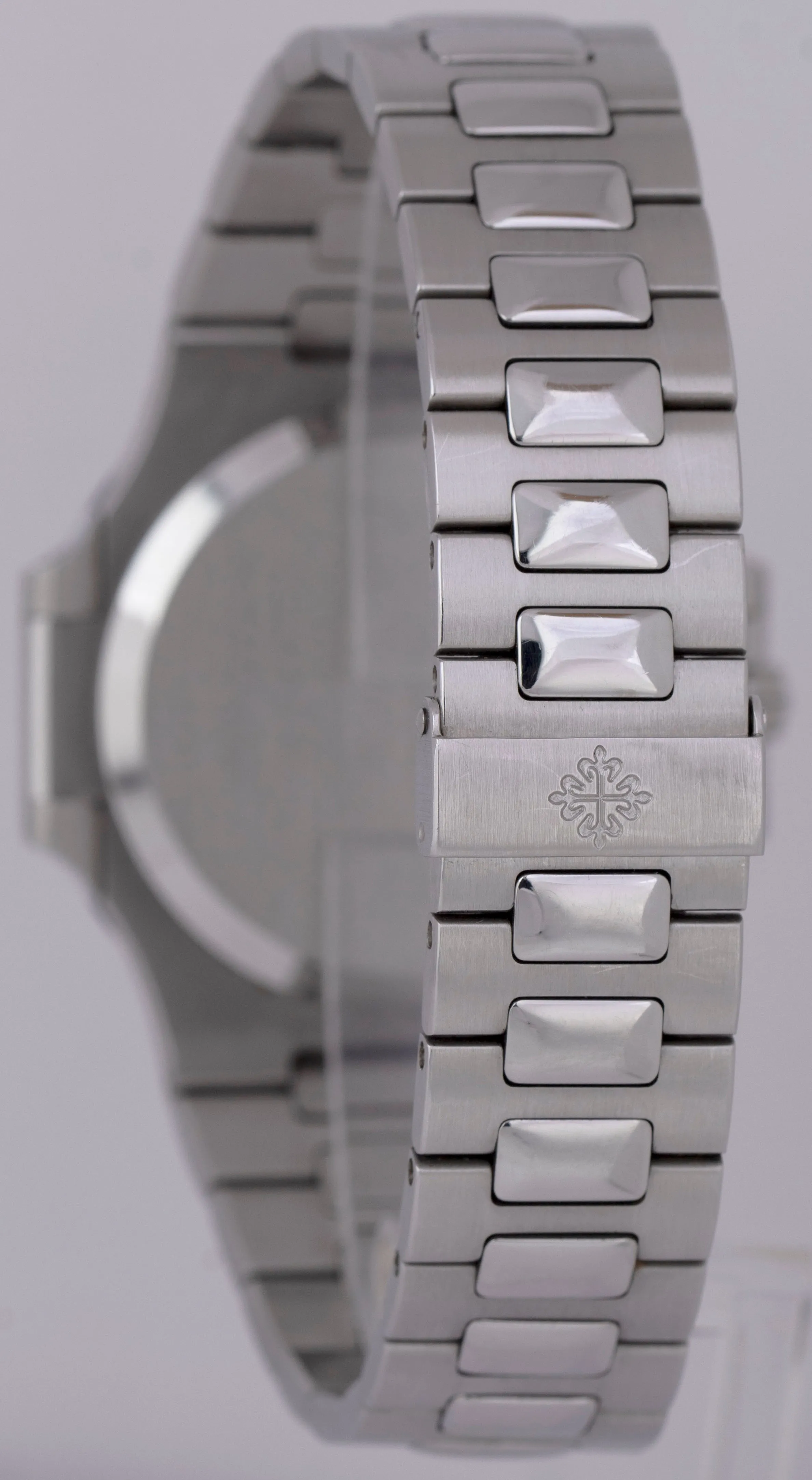 UNPOLISHED PAPERS Patek Philippe Nautilus Comet 3710/1A Black Roman 42mm B P