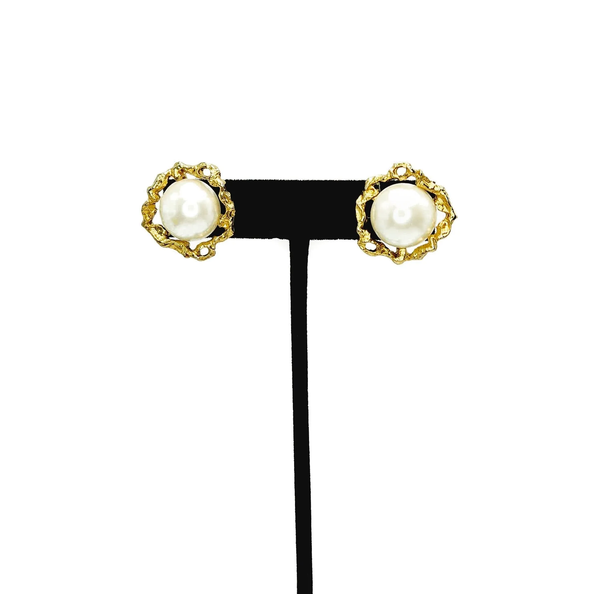 Vintage Costume Pearl Earrings - 1980s Imitation Pearl and Gold Tone Stud Costume Earrings - Pierced White Imitation Pearl Statement Ears