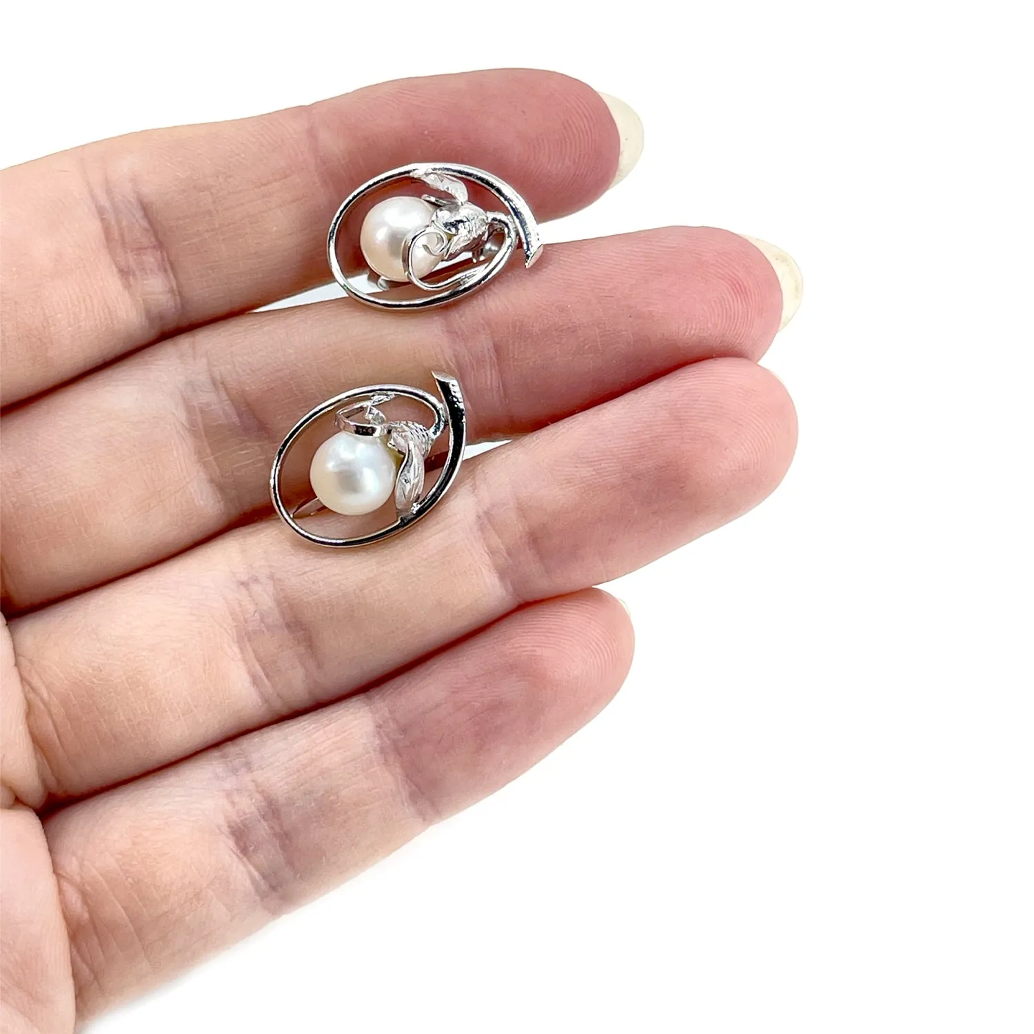 Vintage Maruwa Pearl Designer Akoya Saltwater Cultured Pearl Screwback Eggplant Earrings Original Box- Sterling Silver