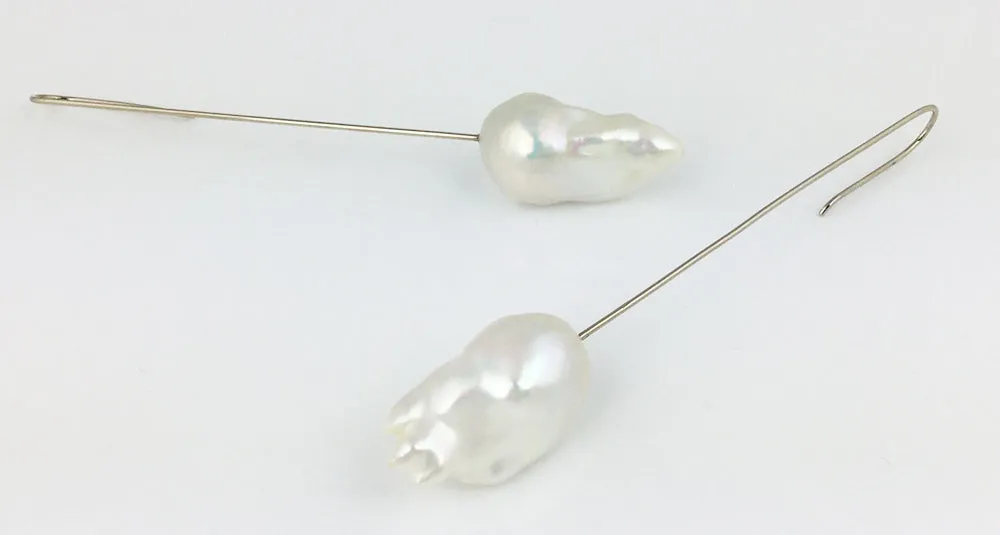 WHITE FIREBALL PEARL EARRINGS