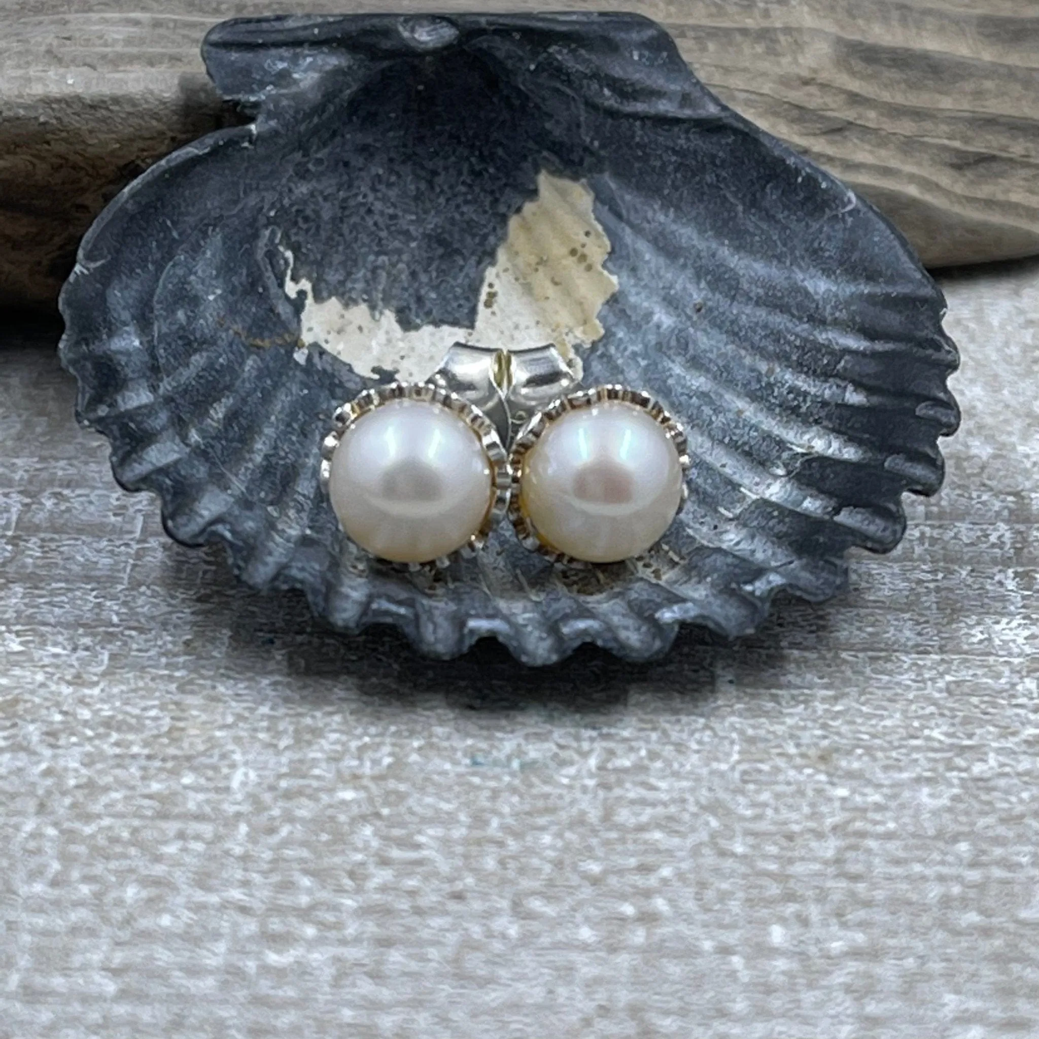 White Round Freshwater Cultured Pearl Earrings