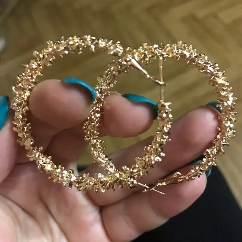 Women Gold Round Pearl Earrings Set