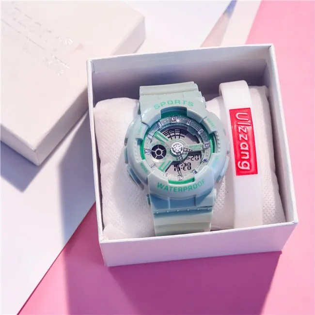Women's Shockproof and Waterproof Sportrs Watches